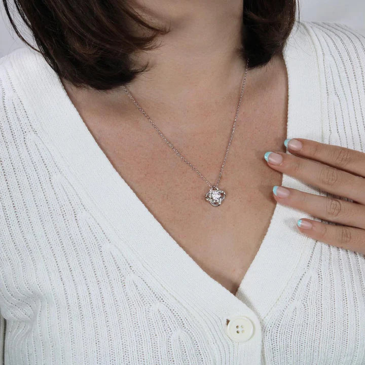 Collar de Oro Blanco - Con Rosa Real - A Mi Amor
